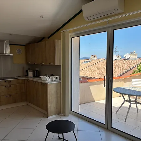 Vue Mer, Presqu'il De Giens